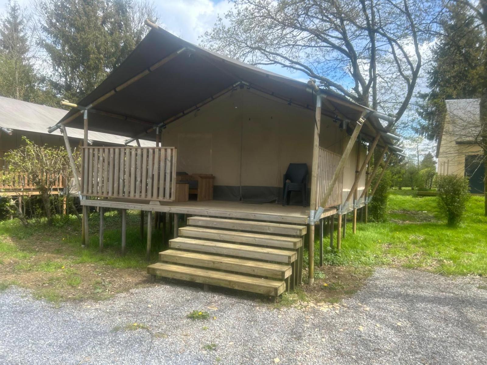 Hotel Chenefleur Tintigny Esterno foto